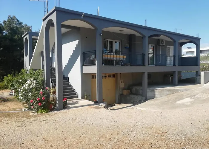 Viktorija * ביבינייה